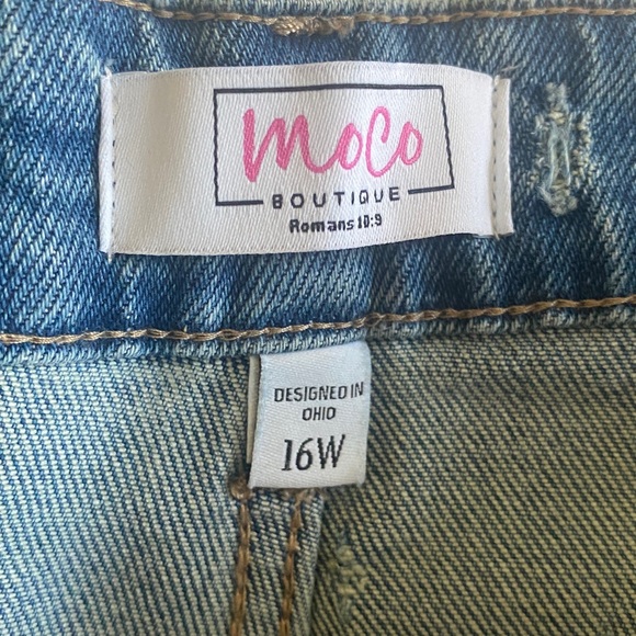 Plus Size Cat Scratch Fever Tummy Control Wide Leg Jeans - Picture 8 of 9